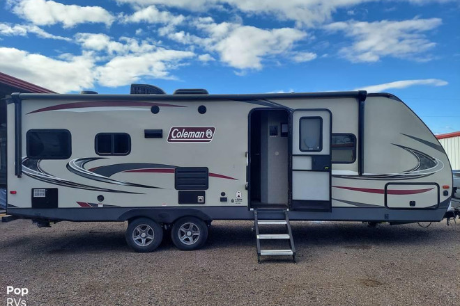 2019 Coleman Light 2515RL
