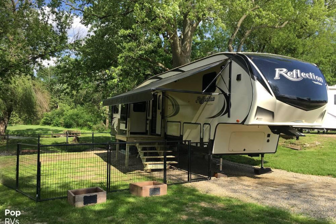 2019 Reflection 367BHS