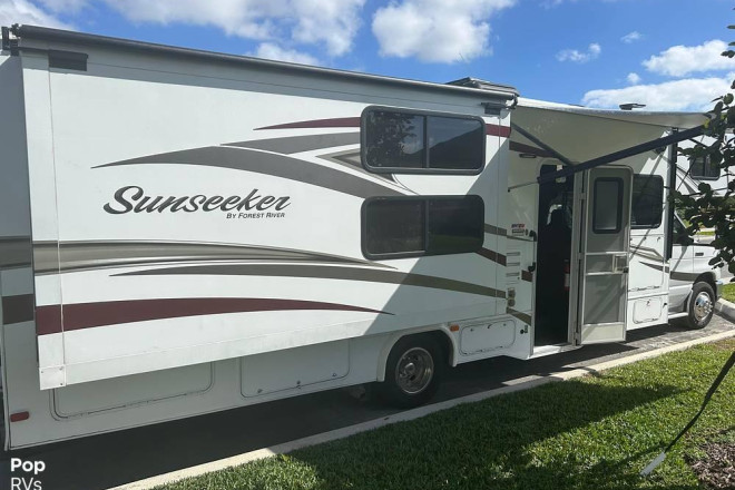 2017 Sunseeker 317 ODS