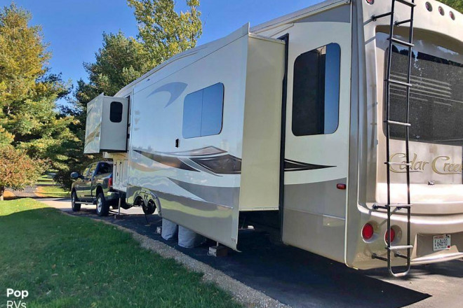 2014 Cedar Creek 36ckts