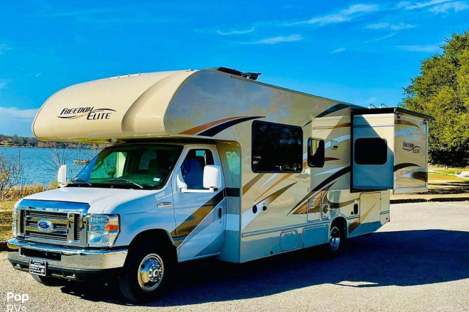 2017 Freedom Elite 26he