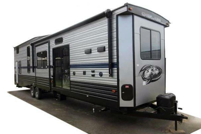 2023 Cherokee 39LB Timberwolf