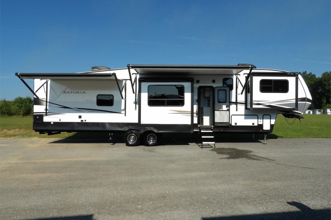 2023 Other ASTORIA PLATINUM 3803FLP