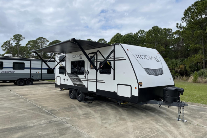 2022 Kodiak Se 22sbh