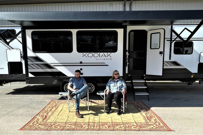 2022 Kodiak Ultimate 3301bhsl